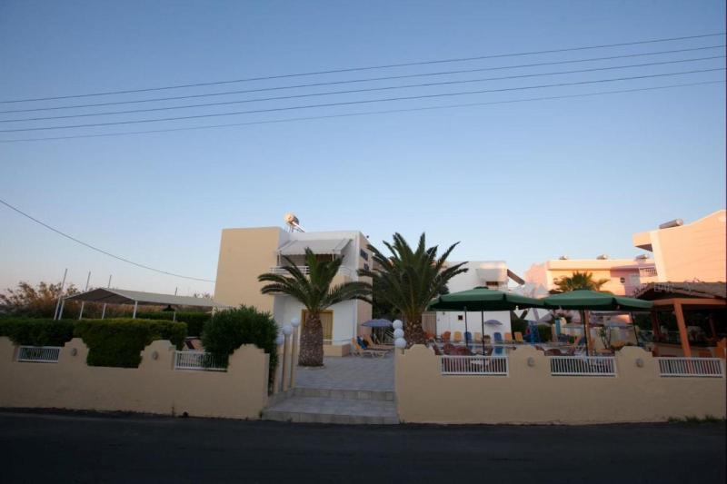 Cosmi Apts Gouves By Estia