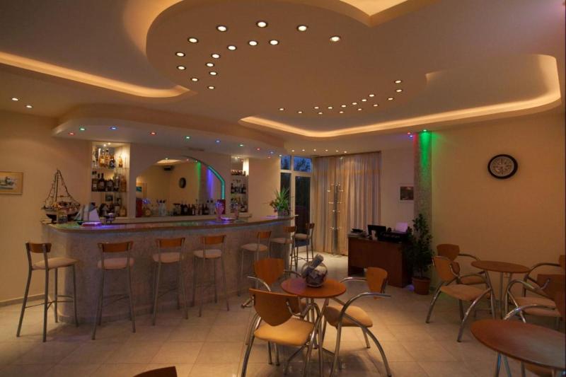 Cosmi Apts Gouves By Estia