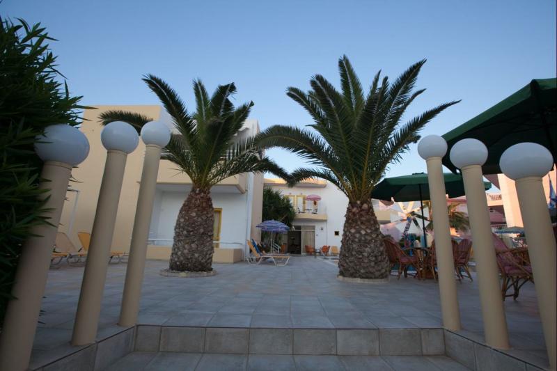 Cosmi Apts Gouves By Estia