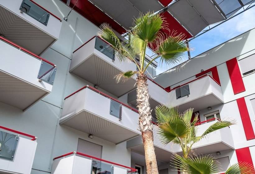 Domino Suite Hotel & Residence