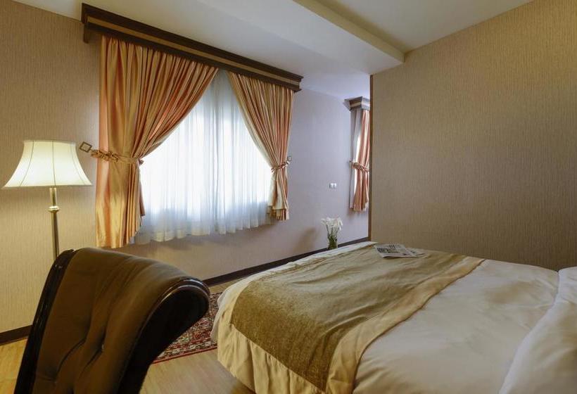 Ferdowsi International Grand Hotel