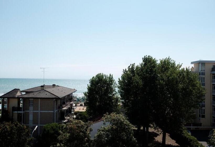 酒店 Acapulco Beach