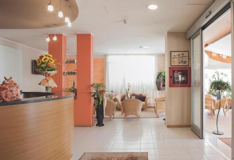 酒店 Acapulco Beach