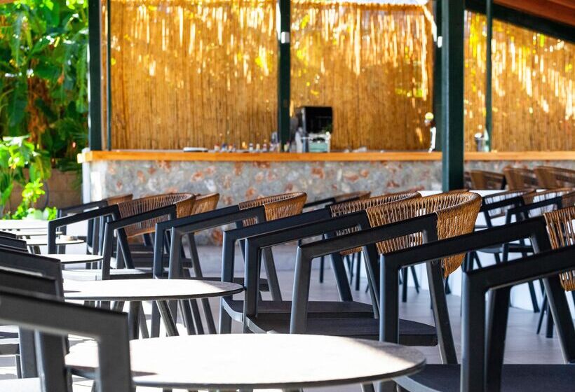 ホテル Alfa Beach