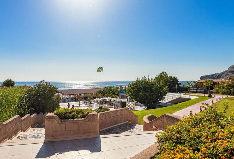 هتل Alfa Beach