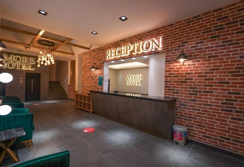 Hotel Amore