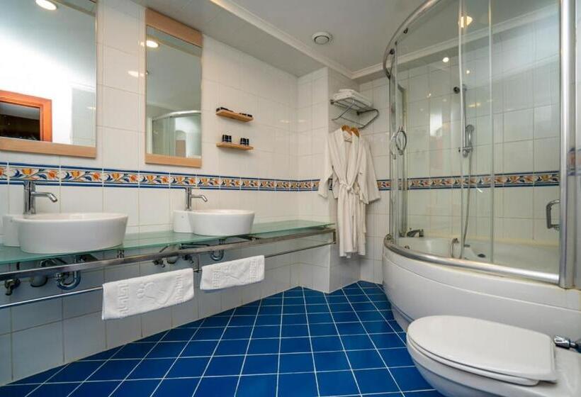 هتل Anemon Grand Eskisehir