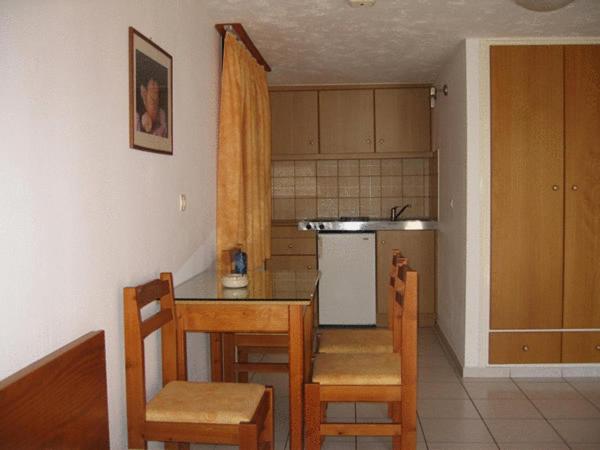 فندق Sunrise Apartments Koutouloufari