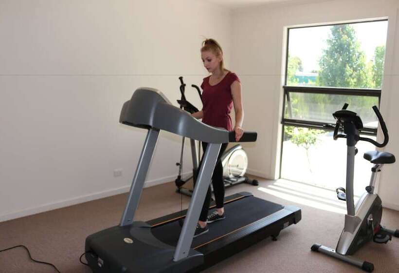 ホテル Bairnsdale International