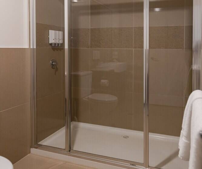 ホテル Bairnsdale International