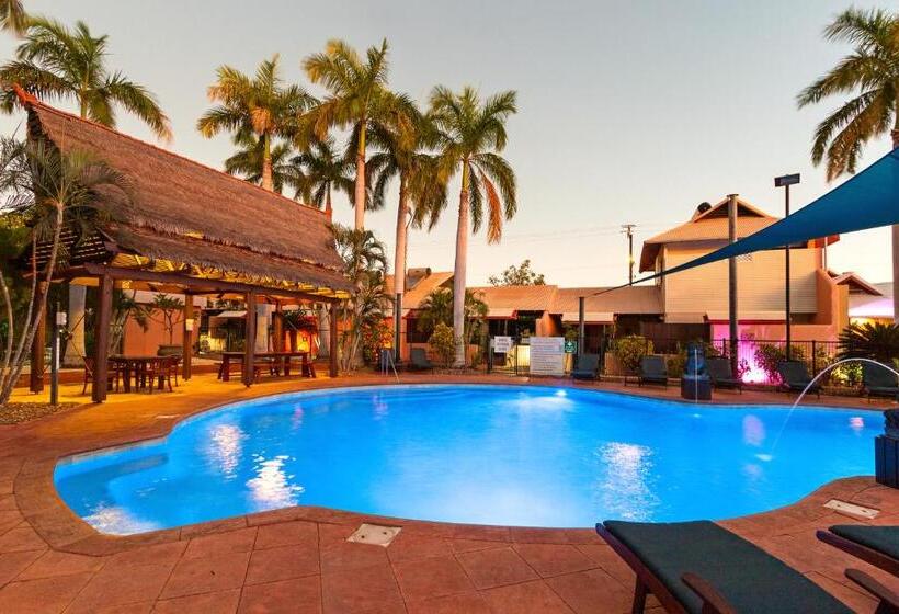 בית מלון כפרי Bali Hai Resort & Spa