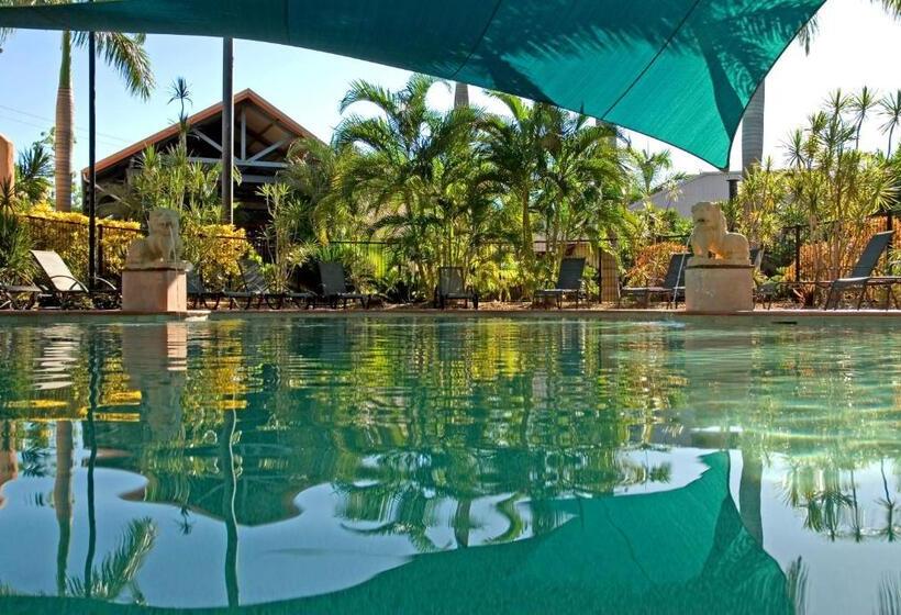 בית מלון כפרי Bali Hai Resort & Spa