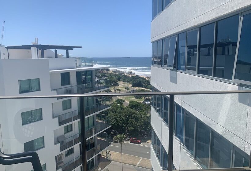 هتل Beachfront Towers