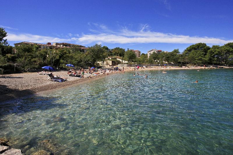 هتل Blue Waves Resort