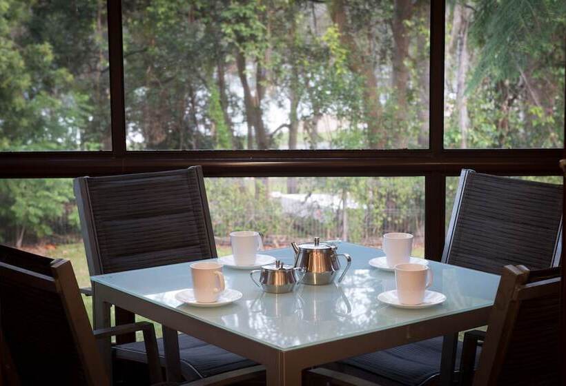 Отель Boambee Bay Resort