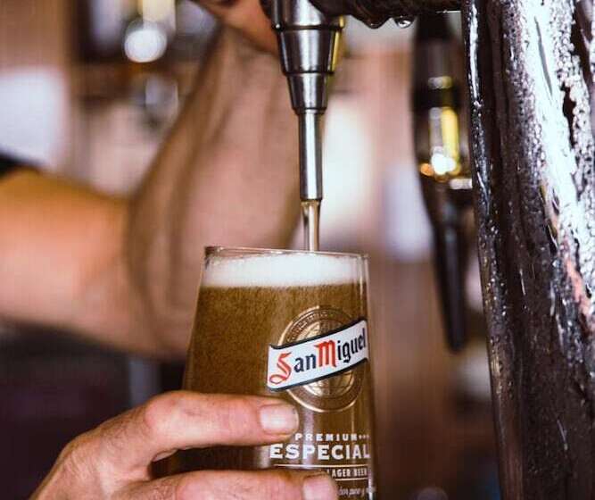 酒店 Captain Karas Holidays Apartments