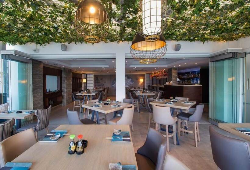 هتل Captain Karas Holidays Apartments