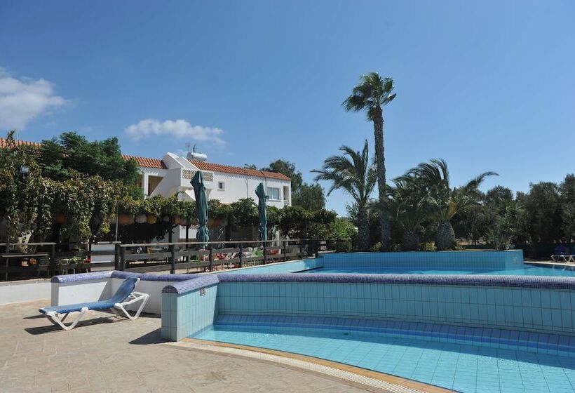 酒店 Captain Karas Holidays Apartments