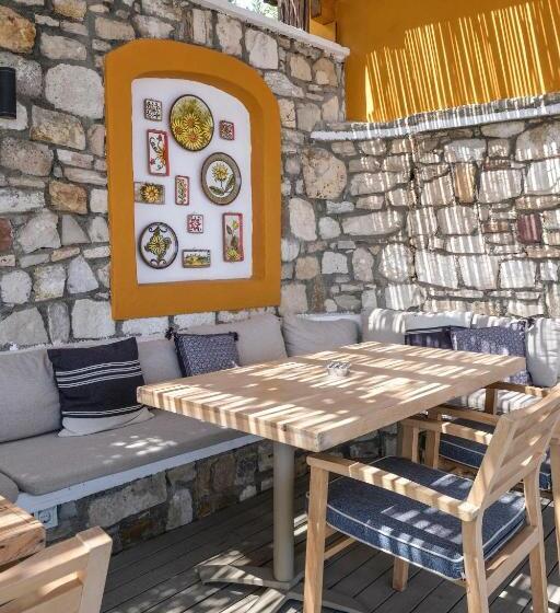 Отель Dalyan Residence & Suites