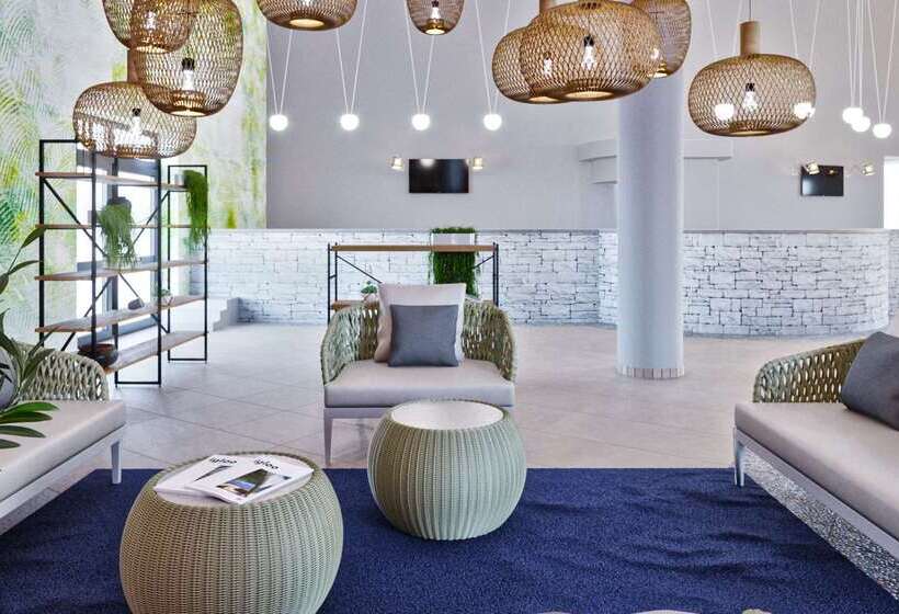 호텔 Falkensteiner Club Funimation Garden Calabria