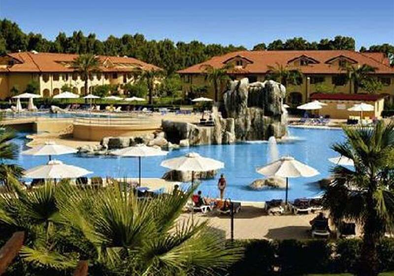 호텔 Falkensteiner Club Funimation Garden Calabria