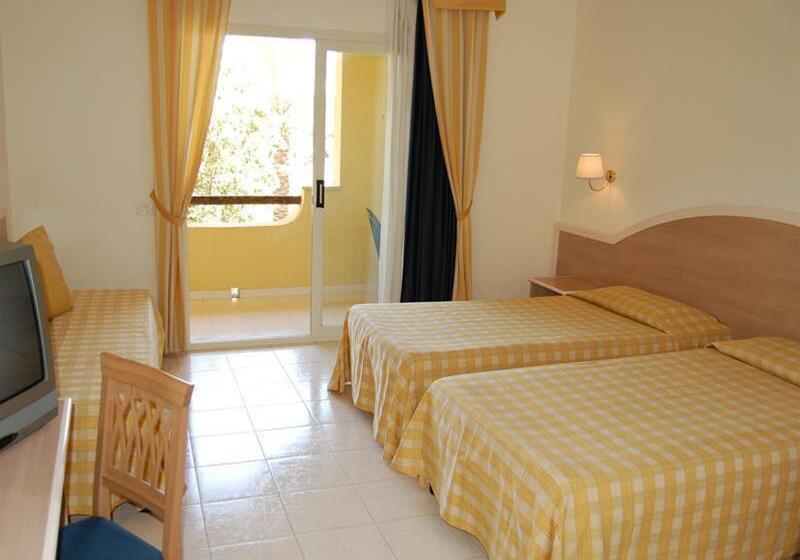 호텔 Falkensteiner Club Funimation Garden Calabria