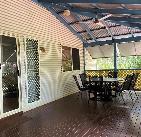 هتل Habitat Resort