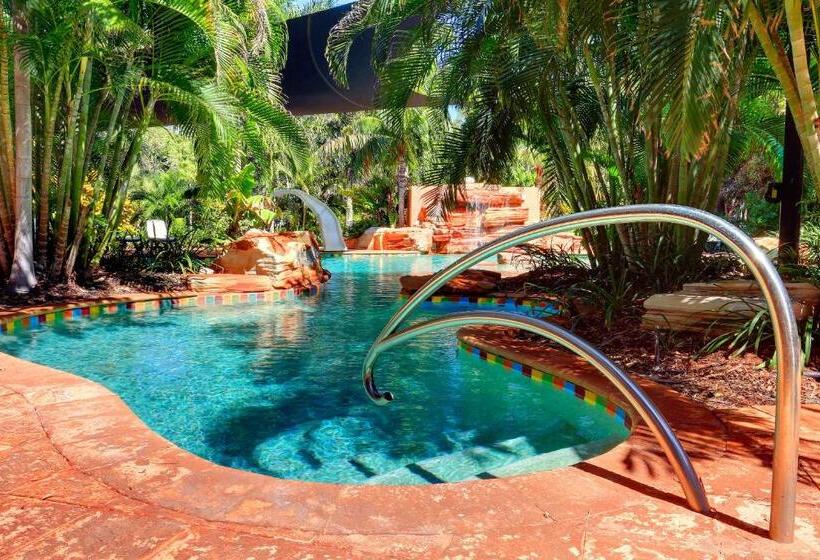 فندق Habitat Resort