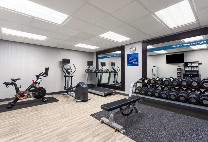 בית מלון כפרי Hampton Inn & Suites Richmond, In