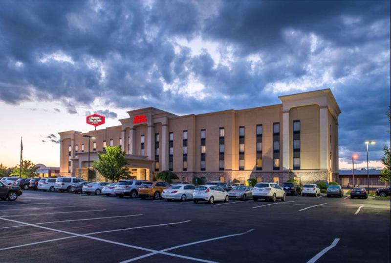 בית מלון כפרי Hampton Inn & Suites Richmond, In