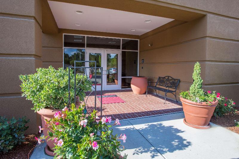 בית מלון כפרי Hampton Inn & Suites Southern Pines Pinehurst