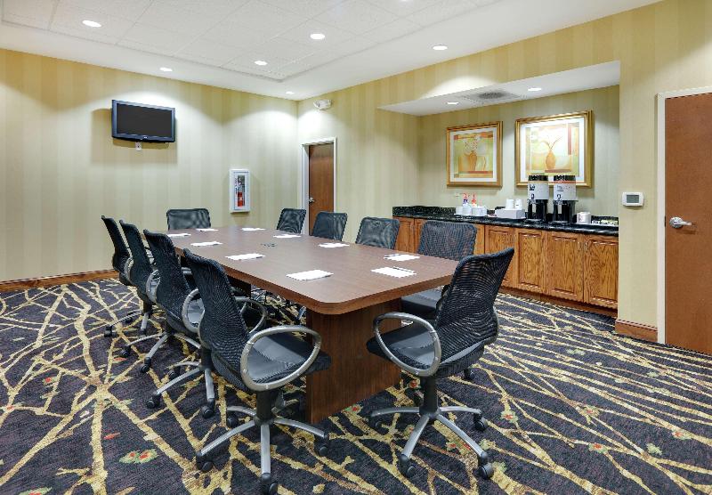 בית מלון כפרי Hampton Inn & Suites Southern Pines Pinehurst