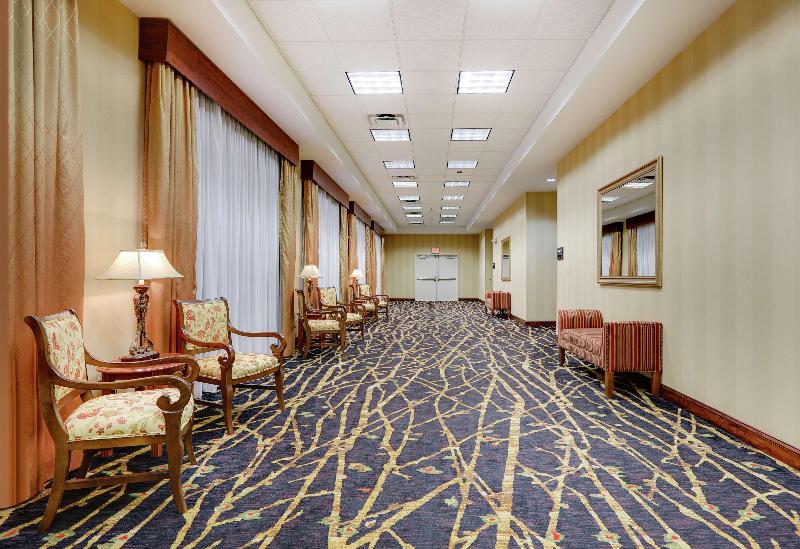 בית מלון כפרי Hampton Inn & Suites Southern Pines Pinehurst