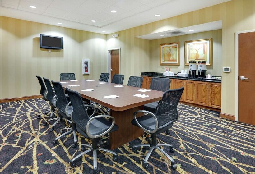 فندق Hampton Inn & Suites Southern Pines Pinehurst