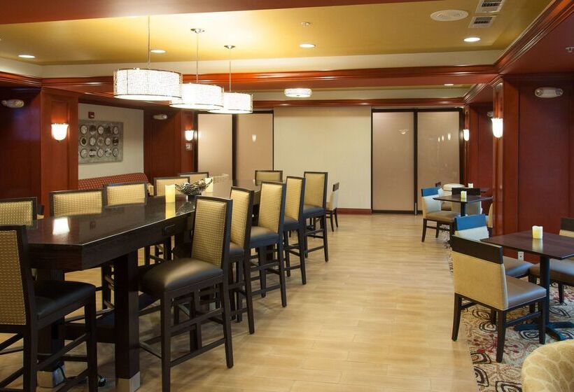 فندق Hampton Inn Enterprise