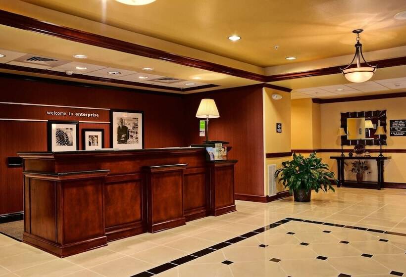 فندق Hampton Inn Enterprise