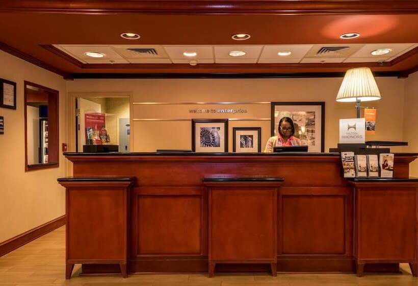 فندق Hampton Inn Enterprise