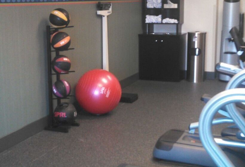 فندق Hampton Inn Greenwood