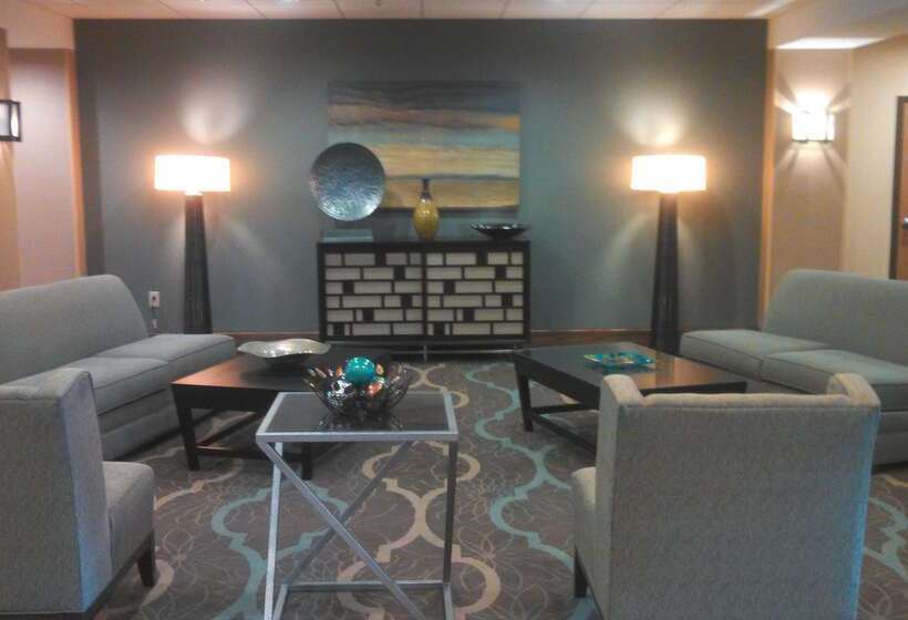 فندق Hampton Inn Greenwood