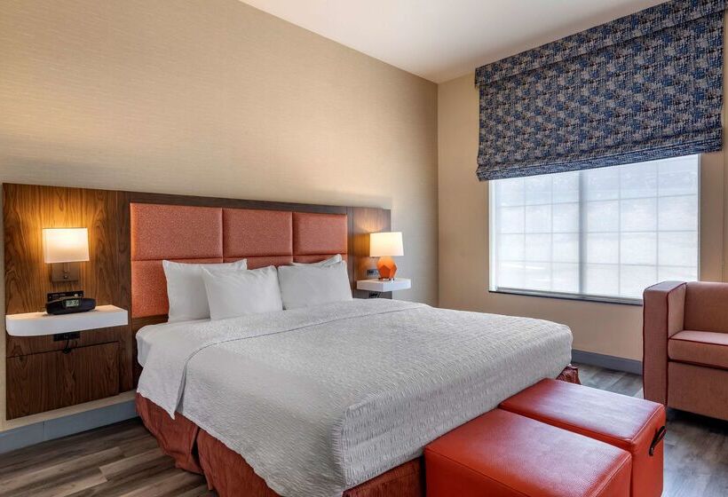 בית מלון כפרי Hampton Inn Norcocoronaeastvale