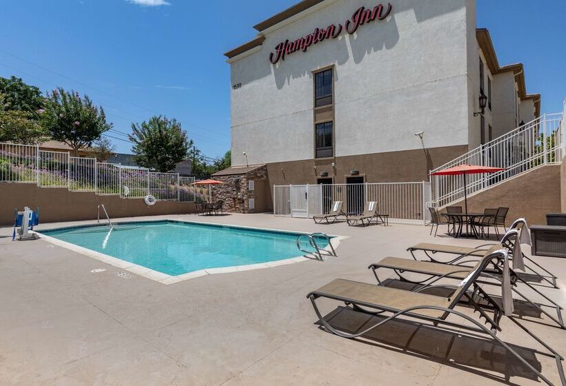 בית מלון כפרי Hampton Inn Norcocoronaeastvale