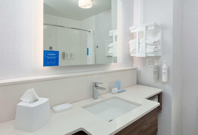 فندق Hampton Inn Norfolk