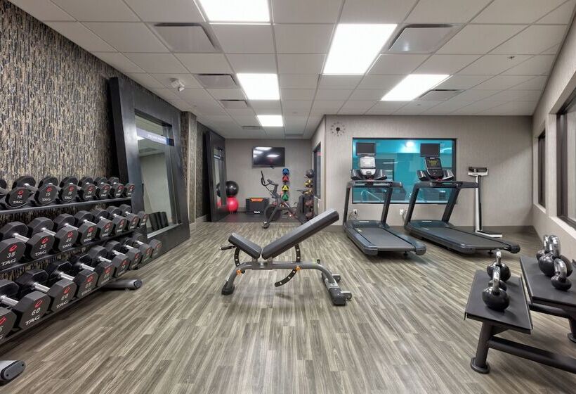 فندق Hampton Inn Norfolk