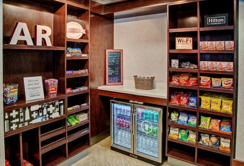 فندق Hampton Inn Van Buren