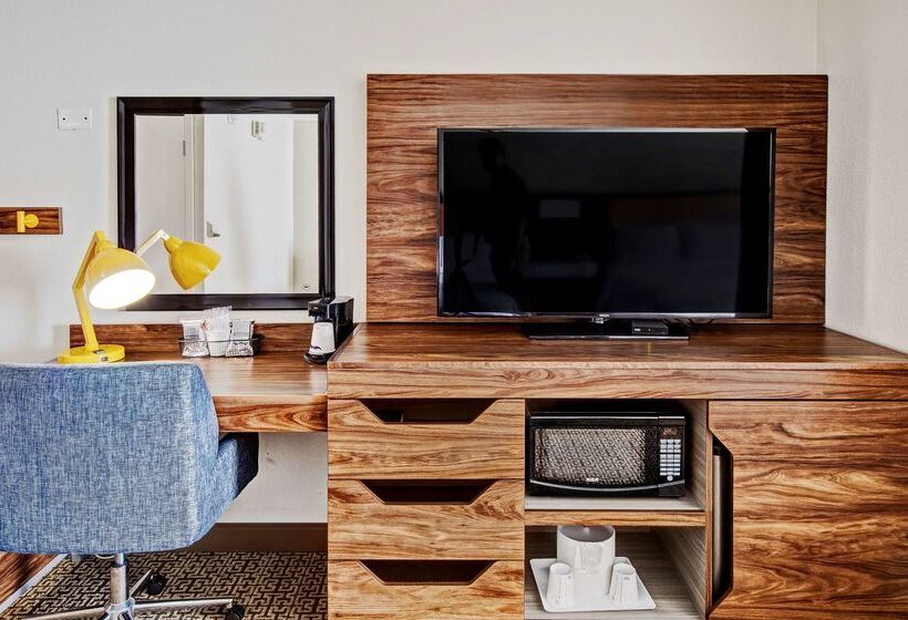 فندق Hampton Inn Van Buren