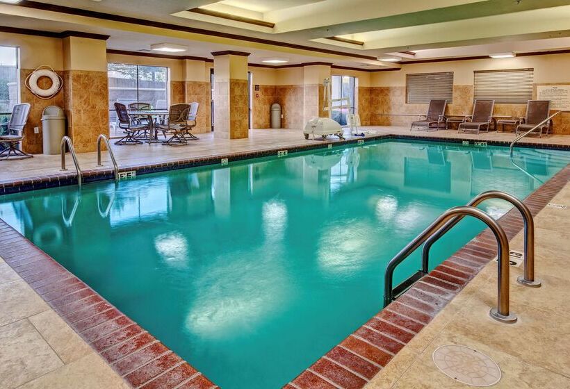 فندق Hampton Inn Van Buren