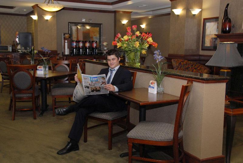 فندق Hampton Inn Van Buren