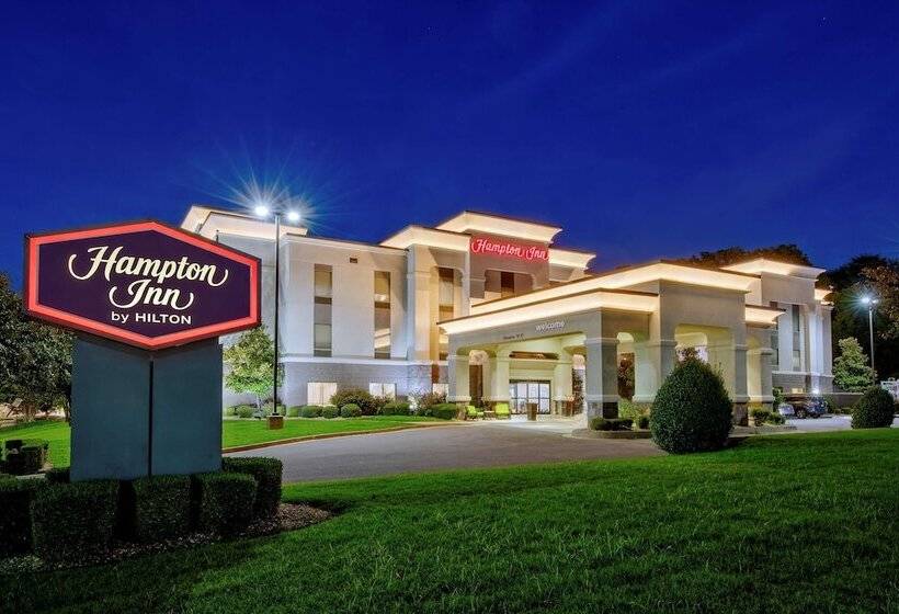 فندق Hampton Inn Van Buren