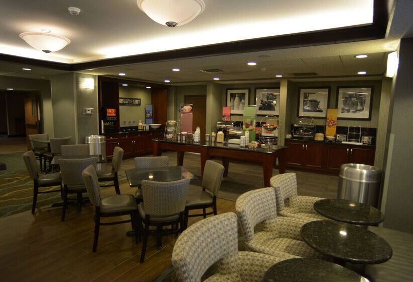 فندق Hampton Inn Warsaw