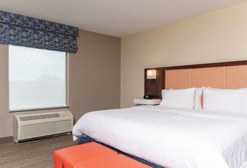 فندق Hampton Inn Warsaw